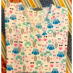 Women’s Wear 4 Care 2X Scrub Top